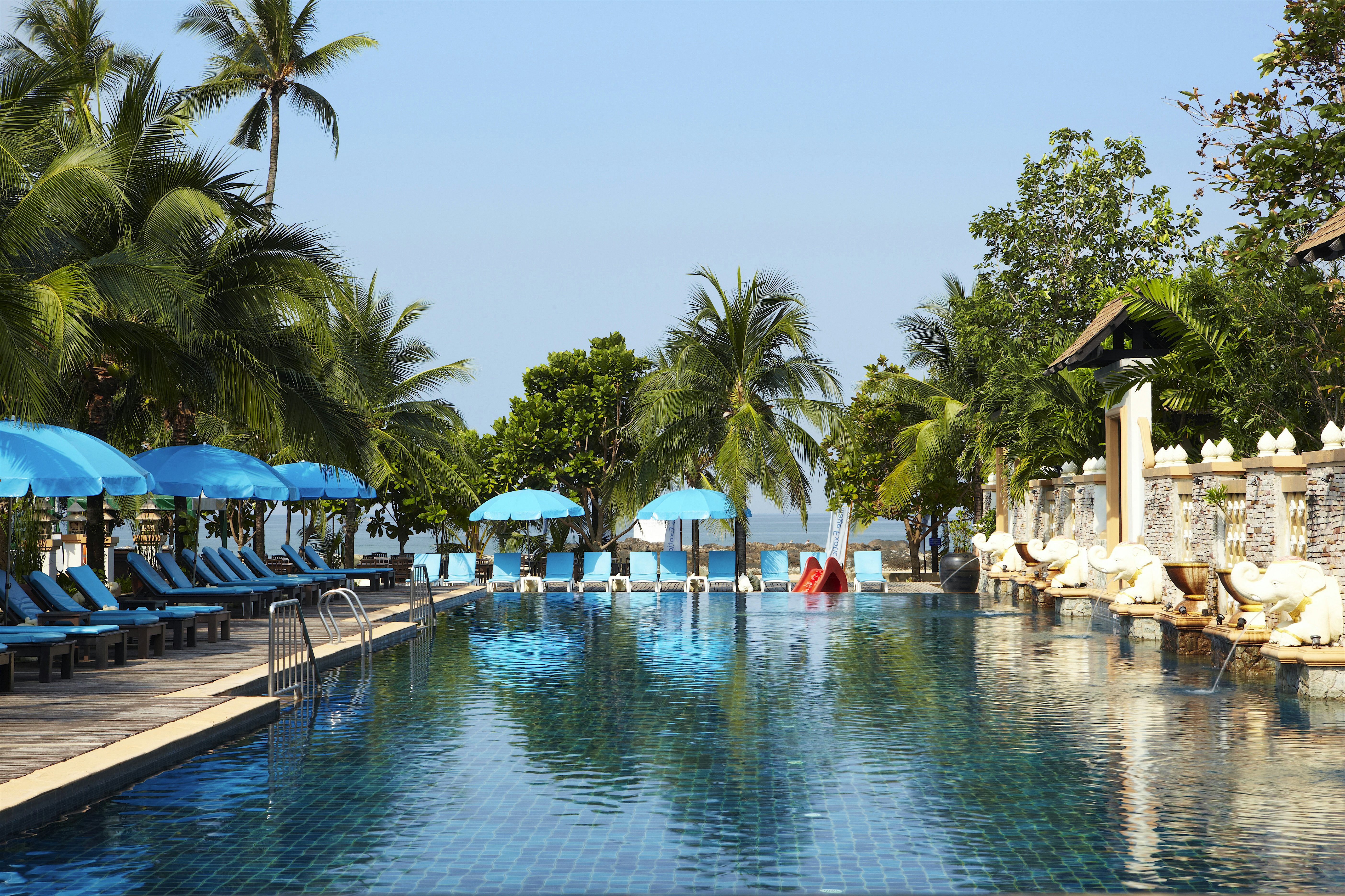 Centara Khao Lak Seaview Resort